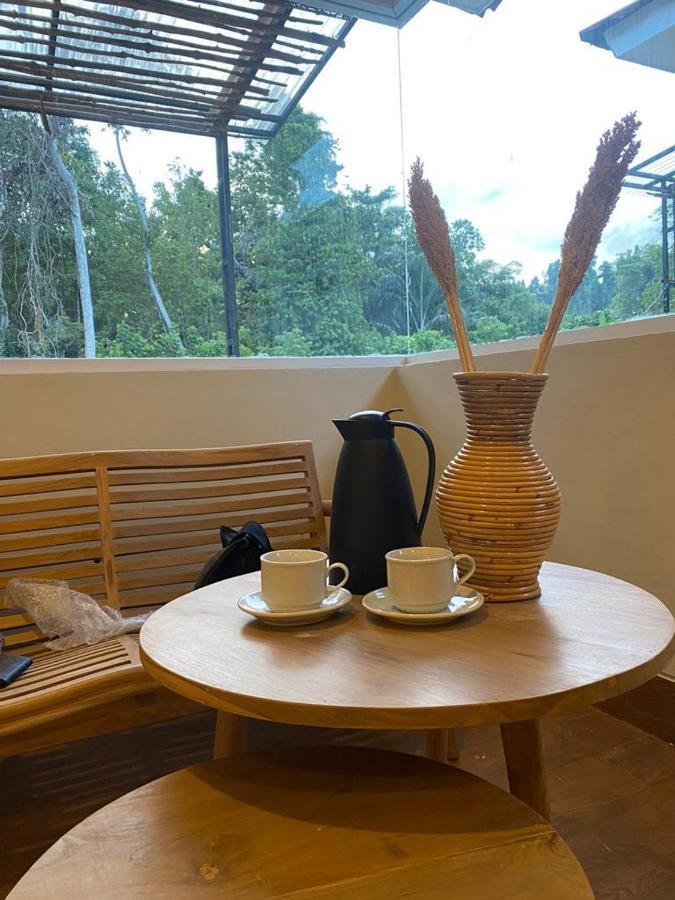 Vogelkopf Resort Tapokreng 外观 照片