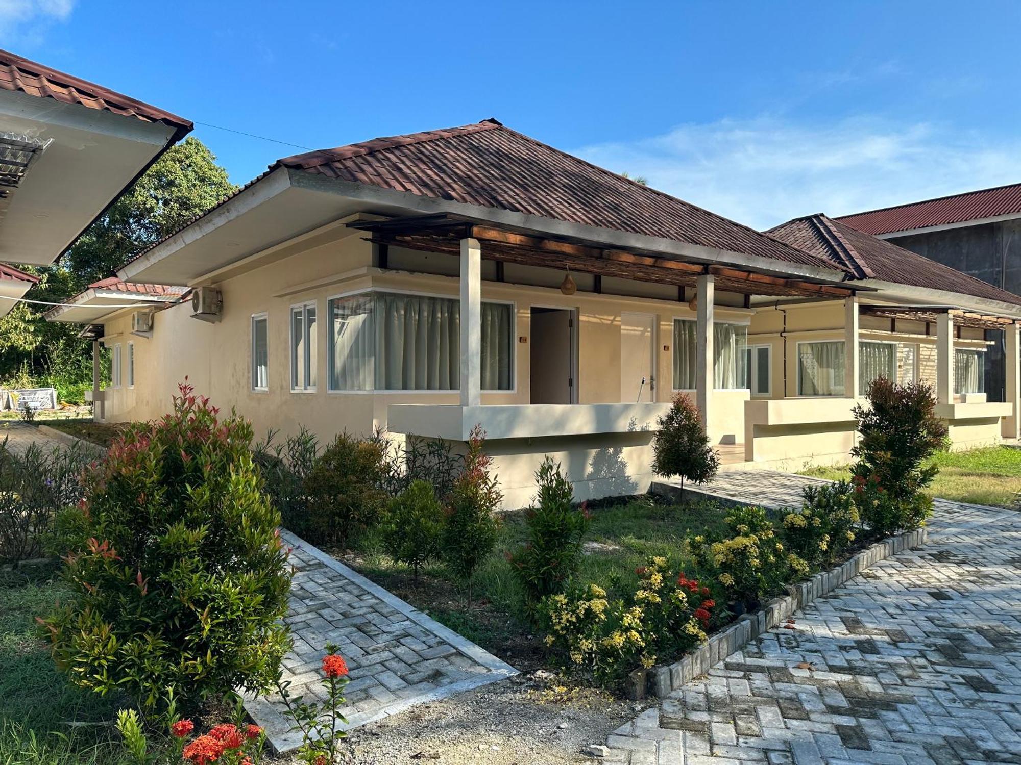 Vogelkopf Resort Tapokreng 外观 照片