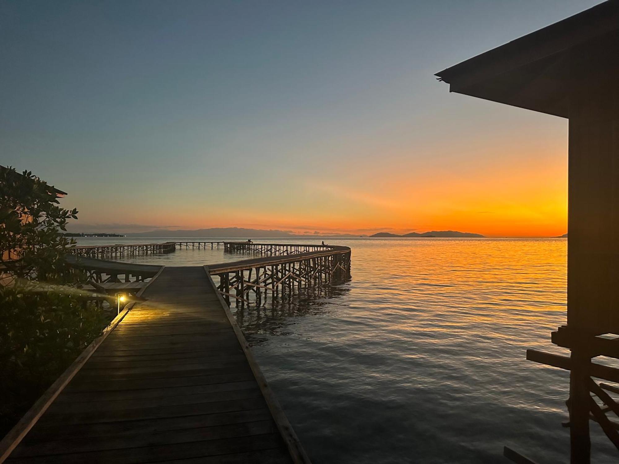 Vogelkopf Resort Tapokreng 外观 照片
